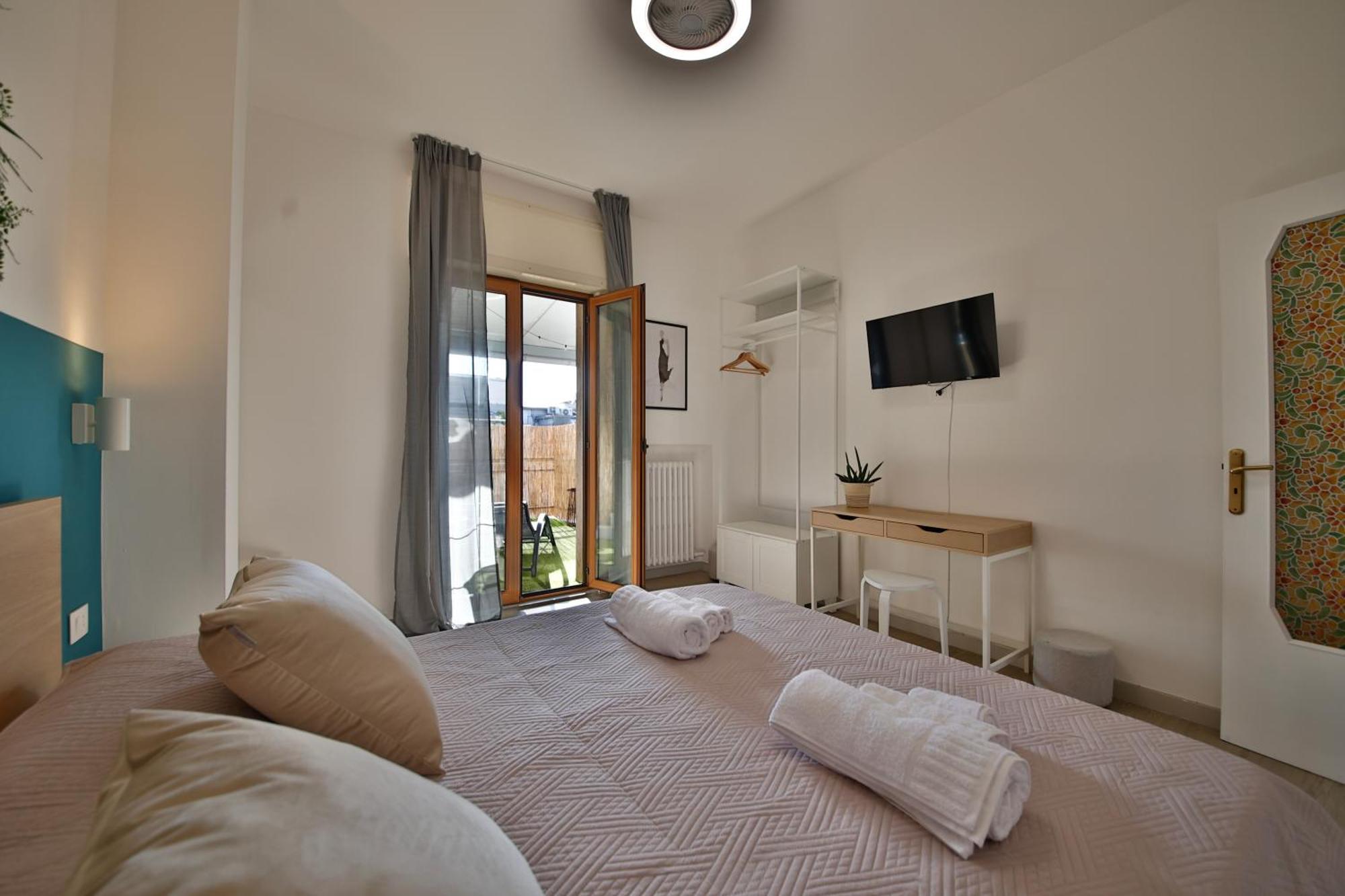 Atticoderossi A 500Mt Da Stazione&Centrostorico Apartamento Bari Exterior foto