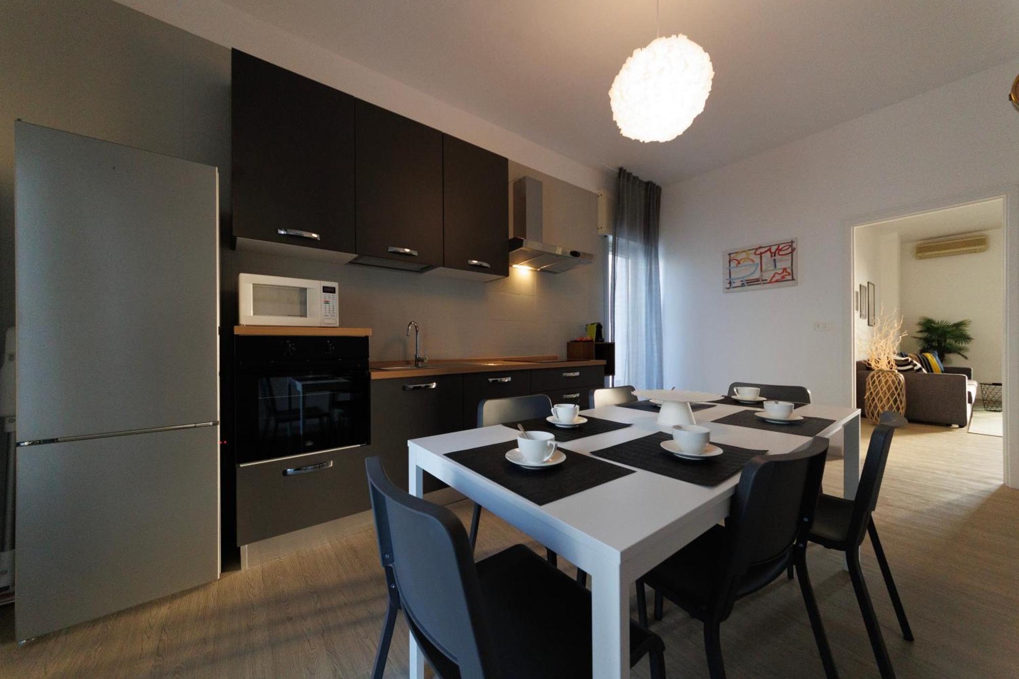 Atticoderossi A 500Mt Da Stazione&Centrostorico Apartamento Bari Exterior foto